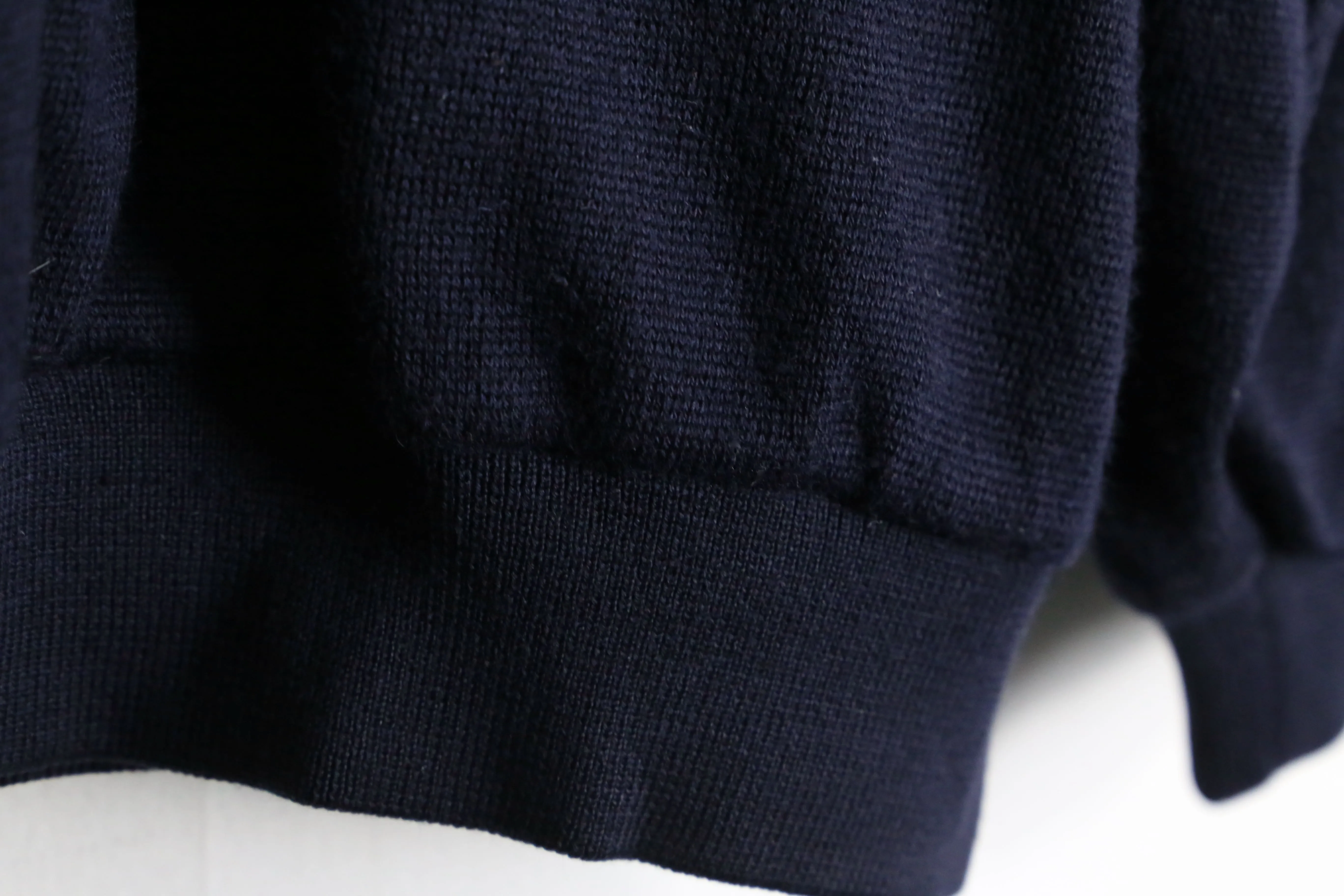 80's "bueckle" navy color suede switching knit loose cardigan