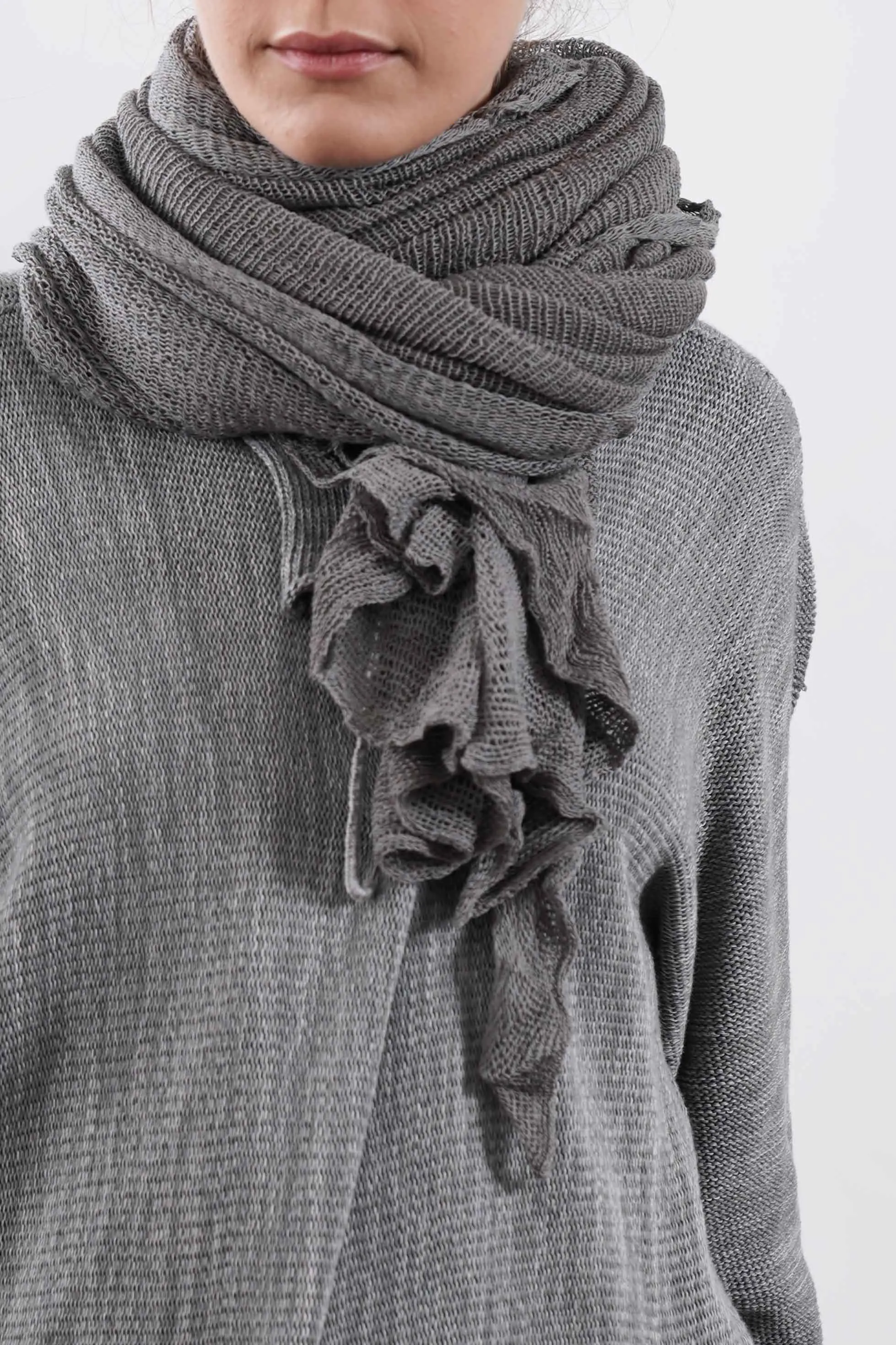 Big Soy Air Knit Scarf -Black-charcoal / gray