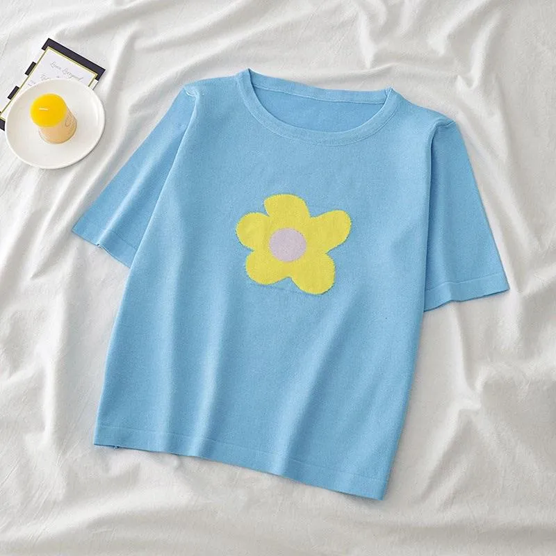 Flower Power T-Shirt 🌼