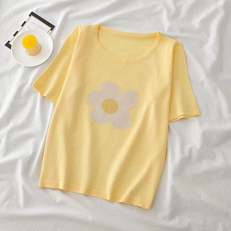 Flower Power T-Shirt 🌼