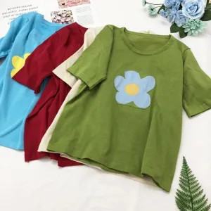 Flower Power T-Shirt 🌼