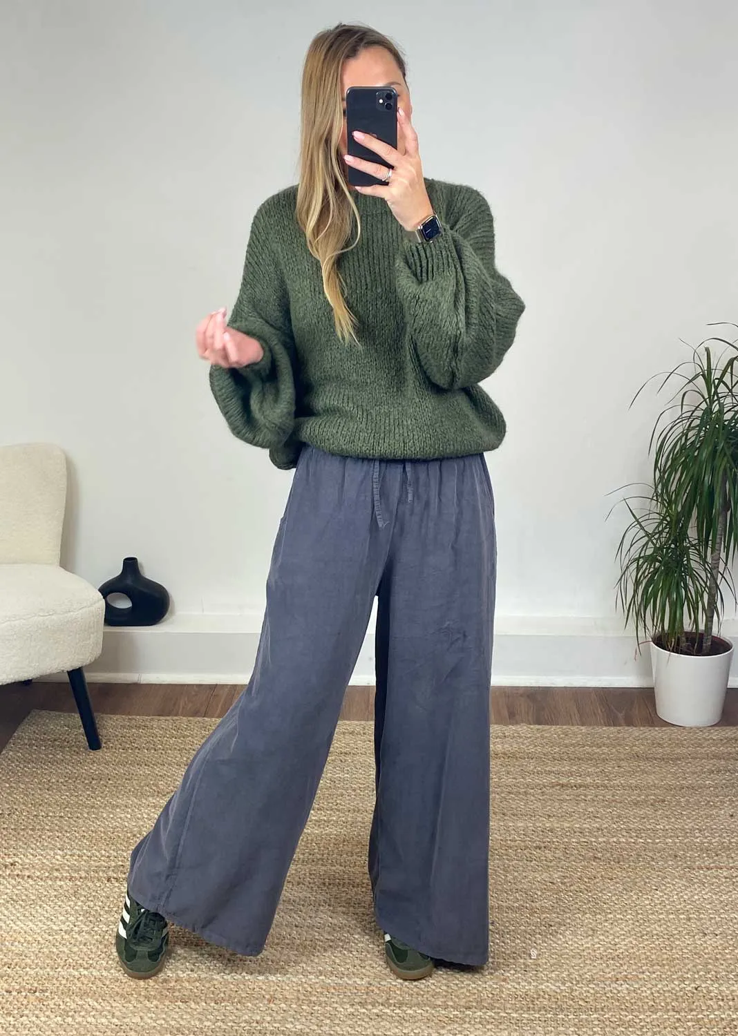 Misty Cord Wide Legs Pants in Mid Grey