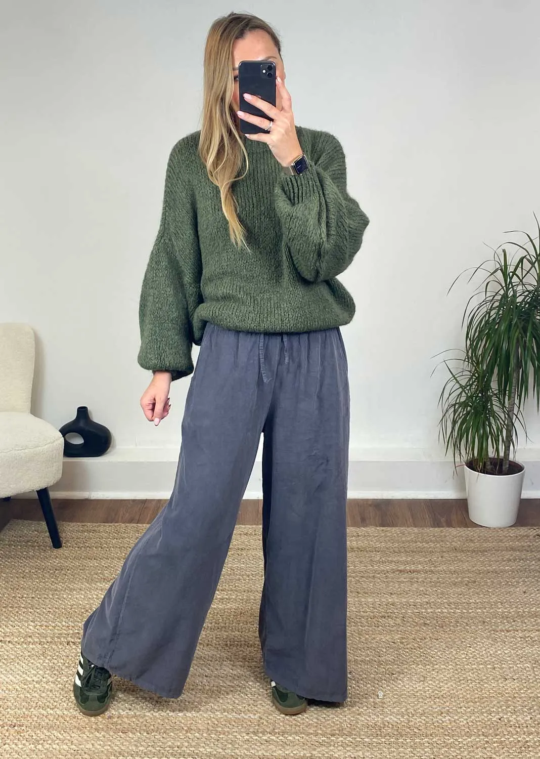 Misty Cord Wide Legs Pants in Mid Grey