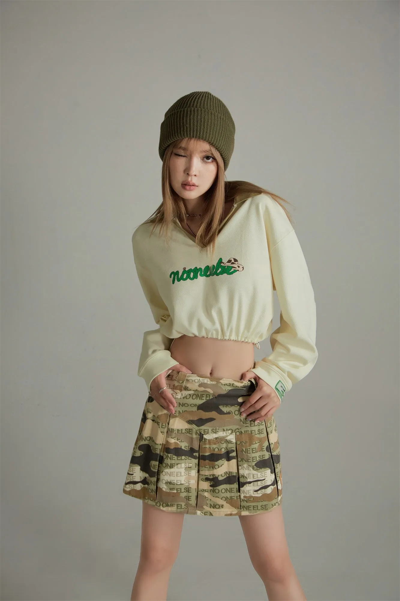 Noe Cropped Pullover Sweater