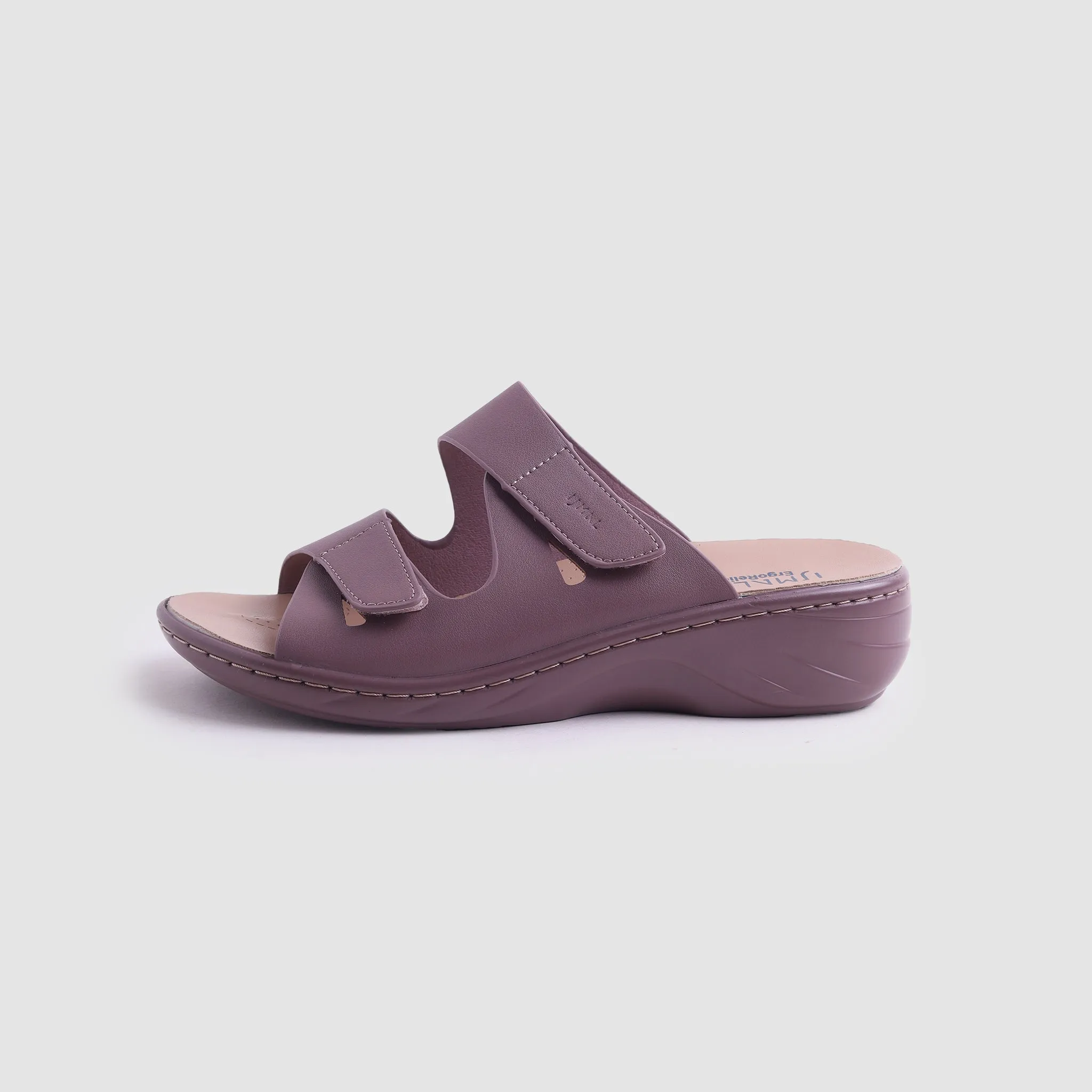 Nora Slip On