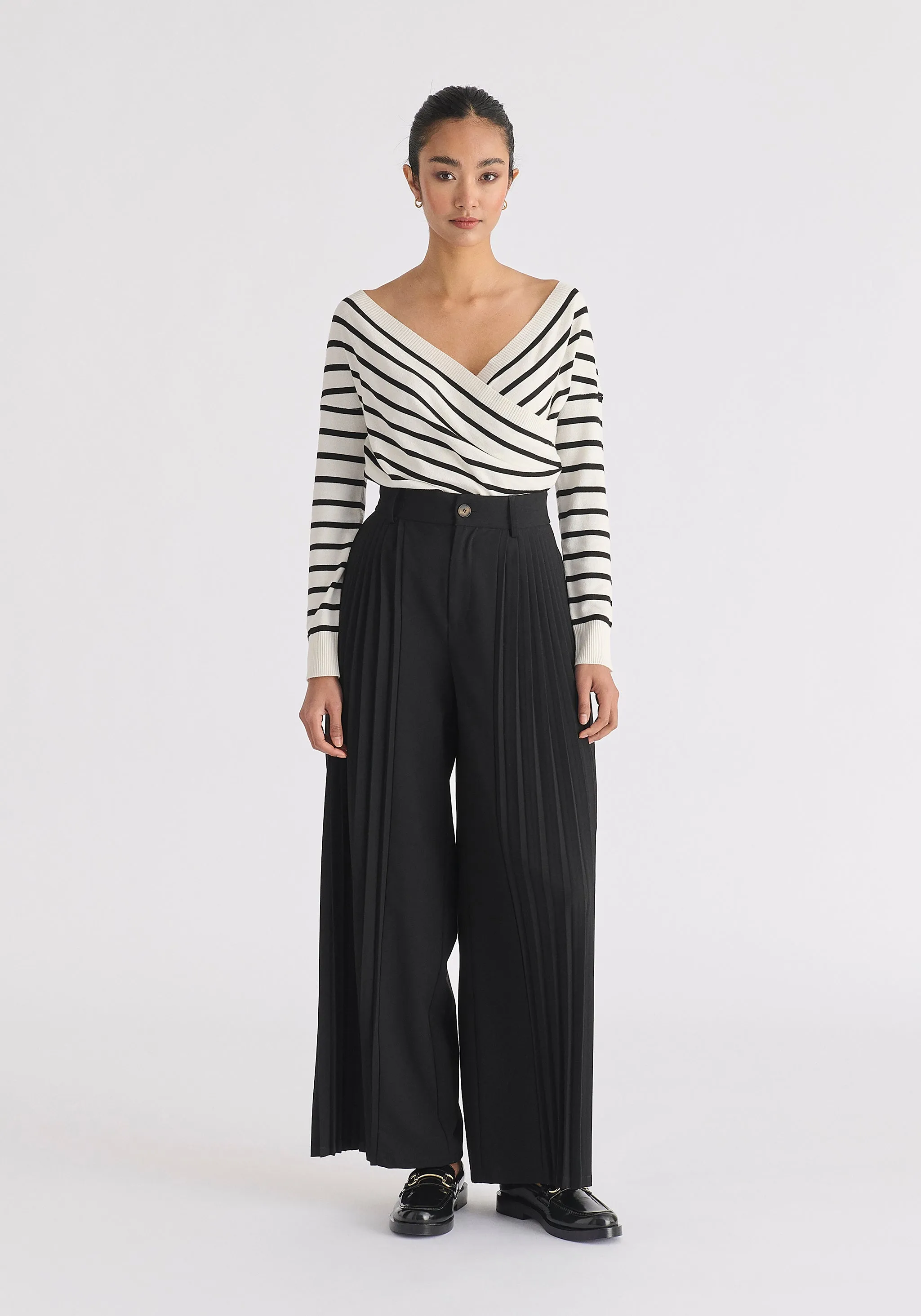 Pleated Wide Leg Trousers