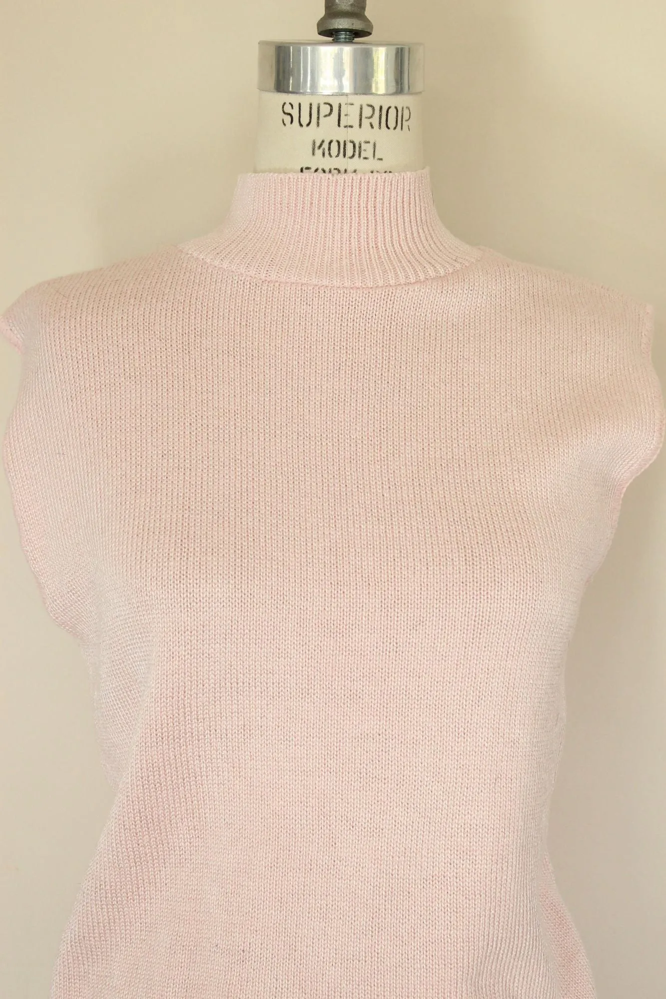 Vintage 1980s 1990s Pink Knit Mock Neck Sleeveless Sweater