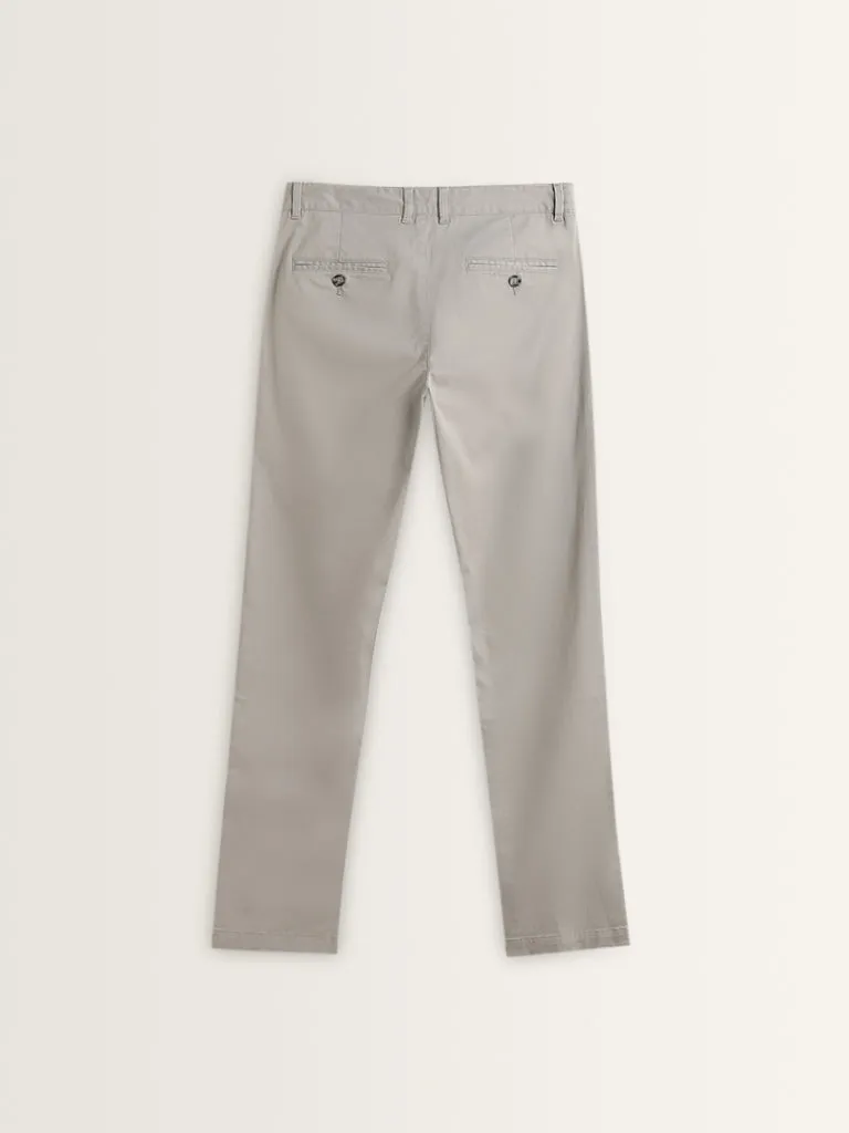 WES Casuals Grey Cotton Blend Slim Fit Mid Rise Chinos