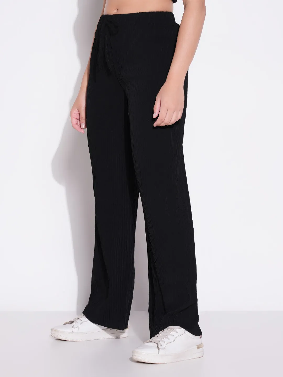 Women Black Solid Parallel Trousers